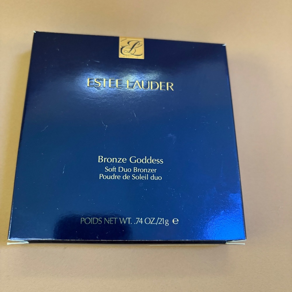 Estee Lauder Bronze Goddess Soft Duo Bronzer 03 Amber Bronze Medium 0.74oz NEW